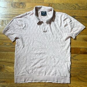 Abercrombie and Fitch, short sleeve knit shirt, pink size medium